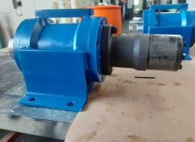 Hydraulic Motor Close up from the side
