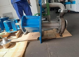 Big pump - machined components and welding